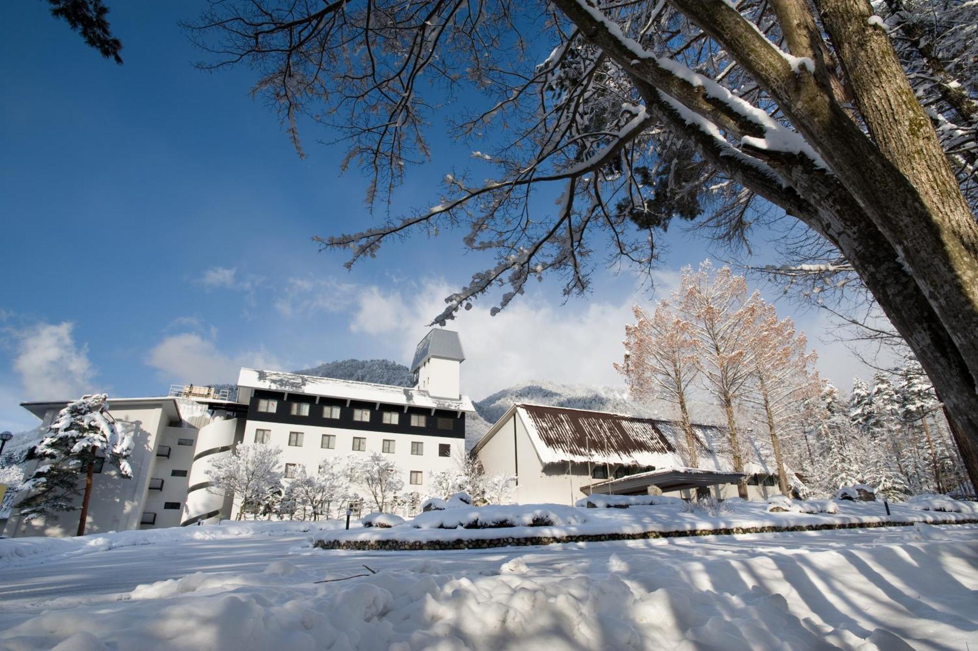 Holiday Inn Resort Shinano-Omachi Kuroyon By Ihg Ngoại thất bức ảnh